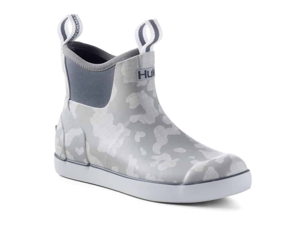 Huk Rogue Wave boot