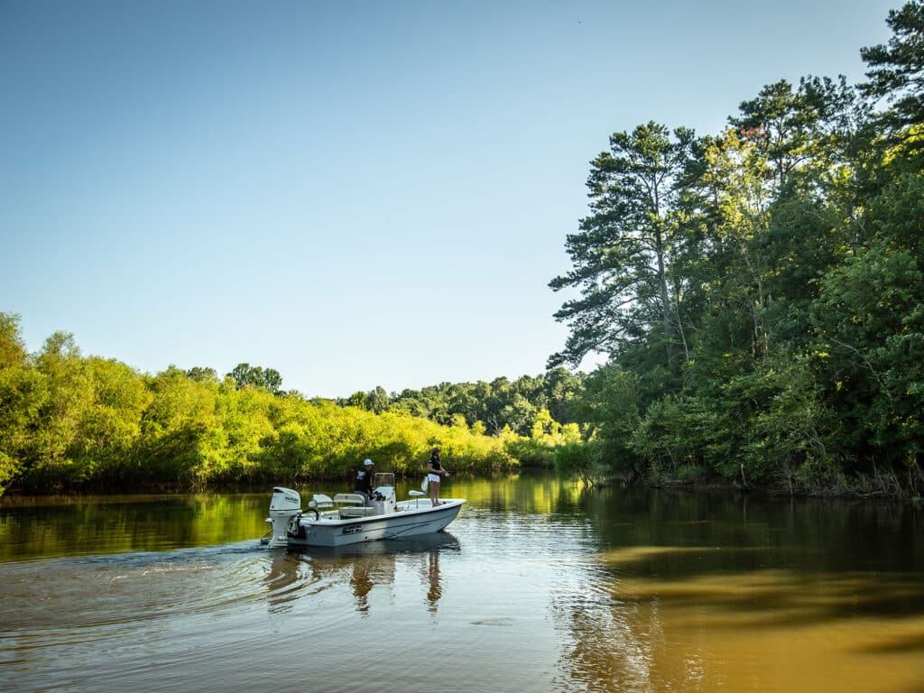 Carolina Skiff 19 SWS in the backwater